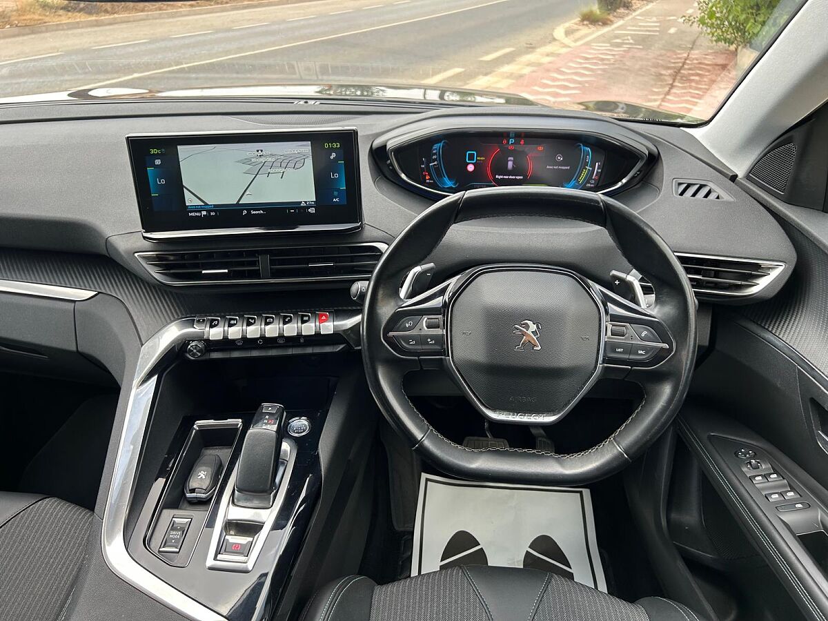 PEUGEOT 3008 ALLURE 1.6 PHEV AUTO UK RHD IN SPAIN ONLY 70000 MILES SUPERB 2021